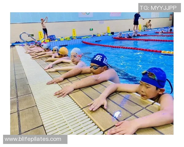 蝶泳基本技巧解析与训练方法提升游泳表现的关键步骤